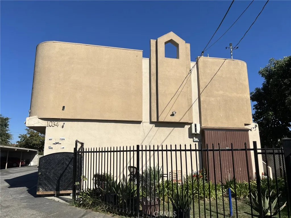 1034 S Herbert, Los Angeles, CA 90023 - Main photo, Los Angeles, CA