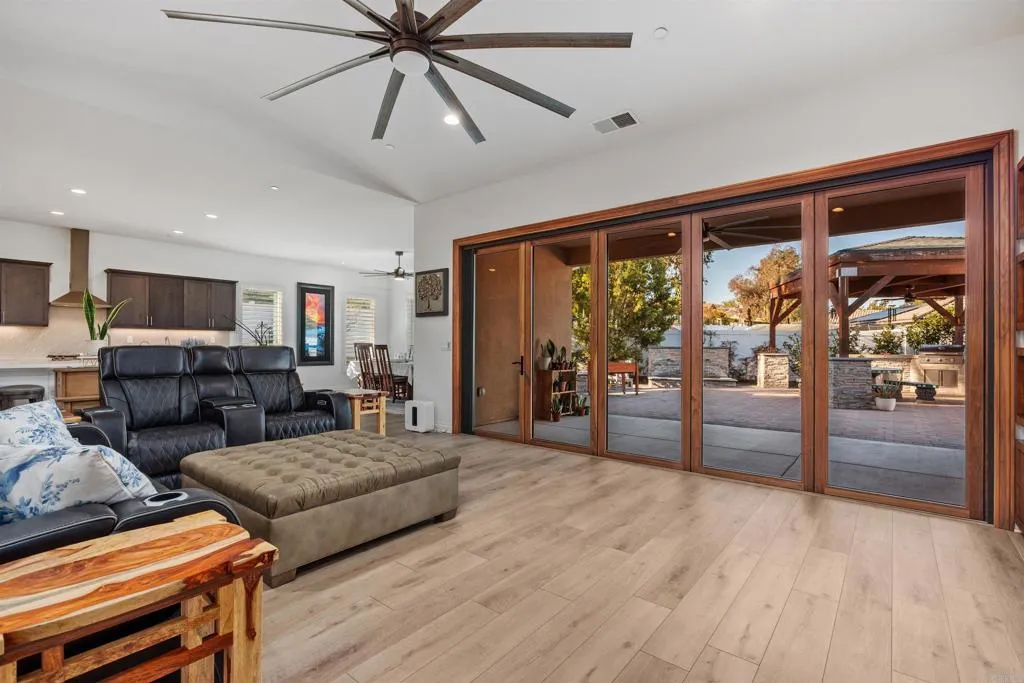 https://cdn.realtyfeed.com/cdn/127/306636768/d80cda3abc61236b4720f53226b55d74.webp