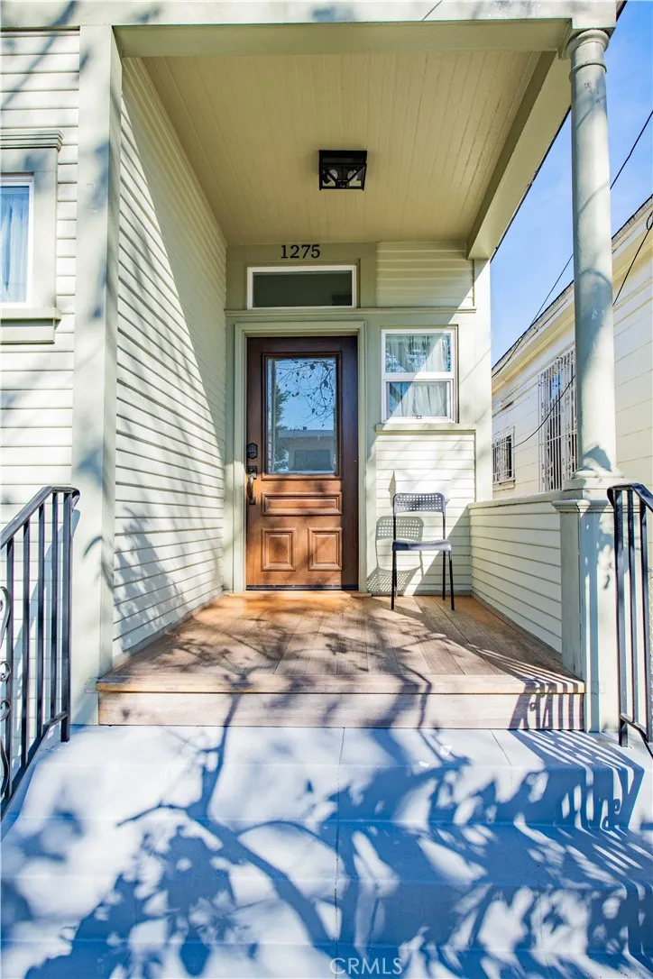 1275 23rd, Los Angeles, CA, 90007