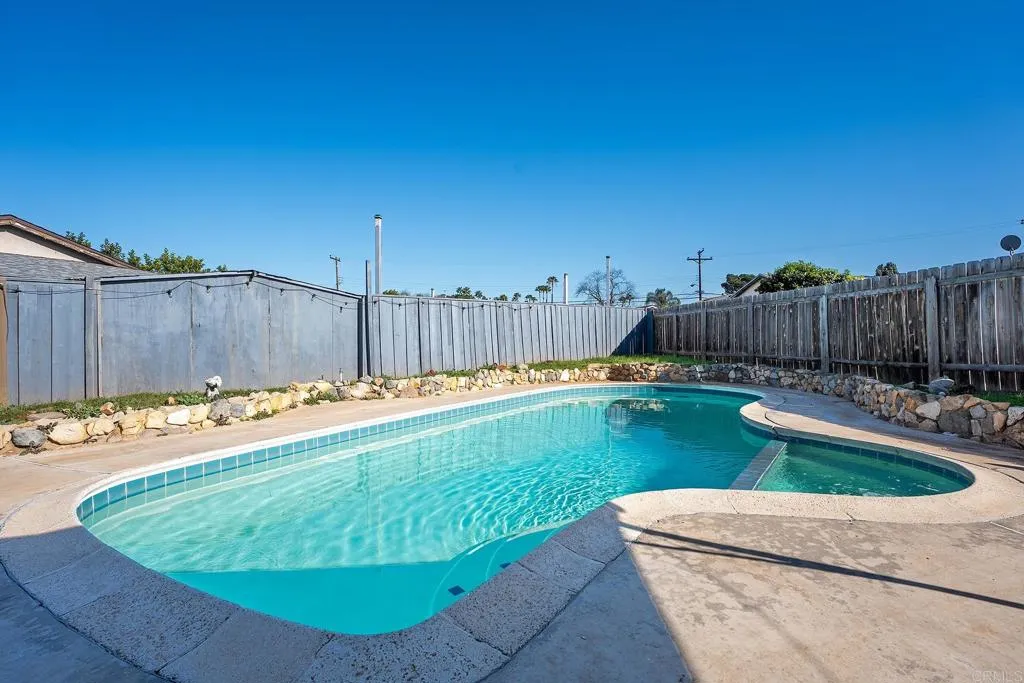 https://cdn.realtyfeed.com/cdn/127/306636841/62e4f44d54f28243b75ff1adde995bcd.webp