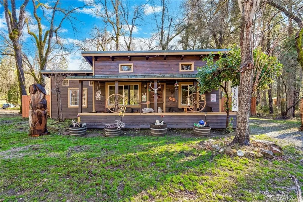Oakhurst, CA 93644