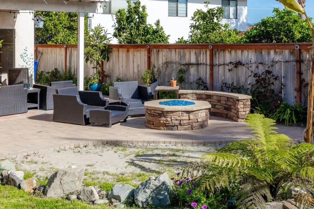 https://cdn.realtyfeed.com/cdn/127/306636887/67e1b6015724c6141e3bb1057a9dd8b5.webp