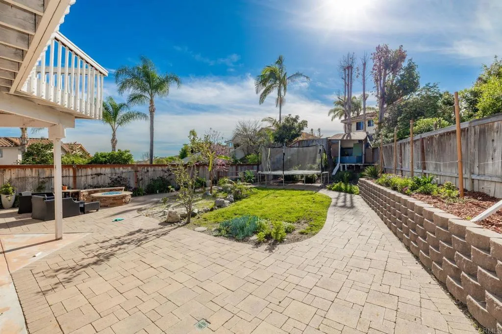 https://cdn.realtyfeed.com/cdn/127/306636887/7299050ad80dd55ba10497aebfb98037.webp