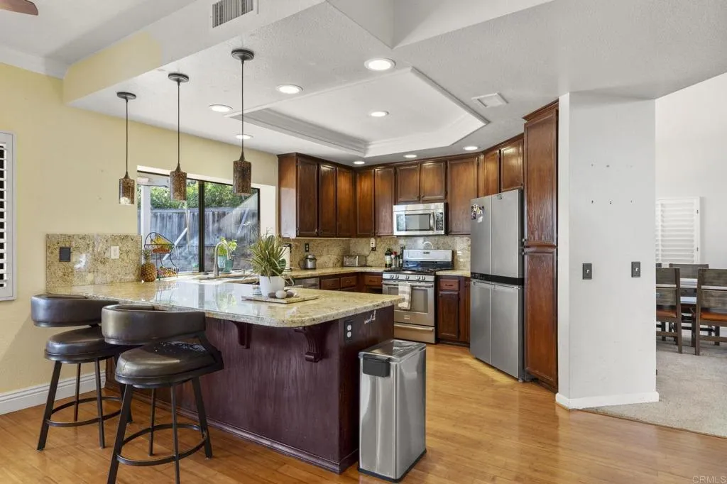 https://cdn.realtyfeed.com/cdn/127/306636887/ab836b8f94cd4043837e3264e1fd542a.webp