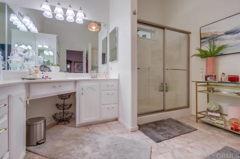 https://cdn.realtyfeed.com/cdn/127/306636926/455c7f6c86626aaab469cd3c8fb15d00.webp