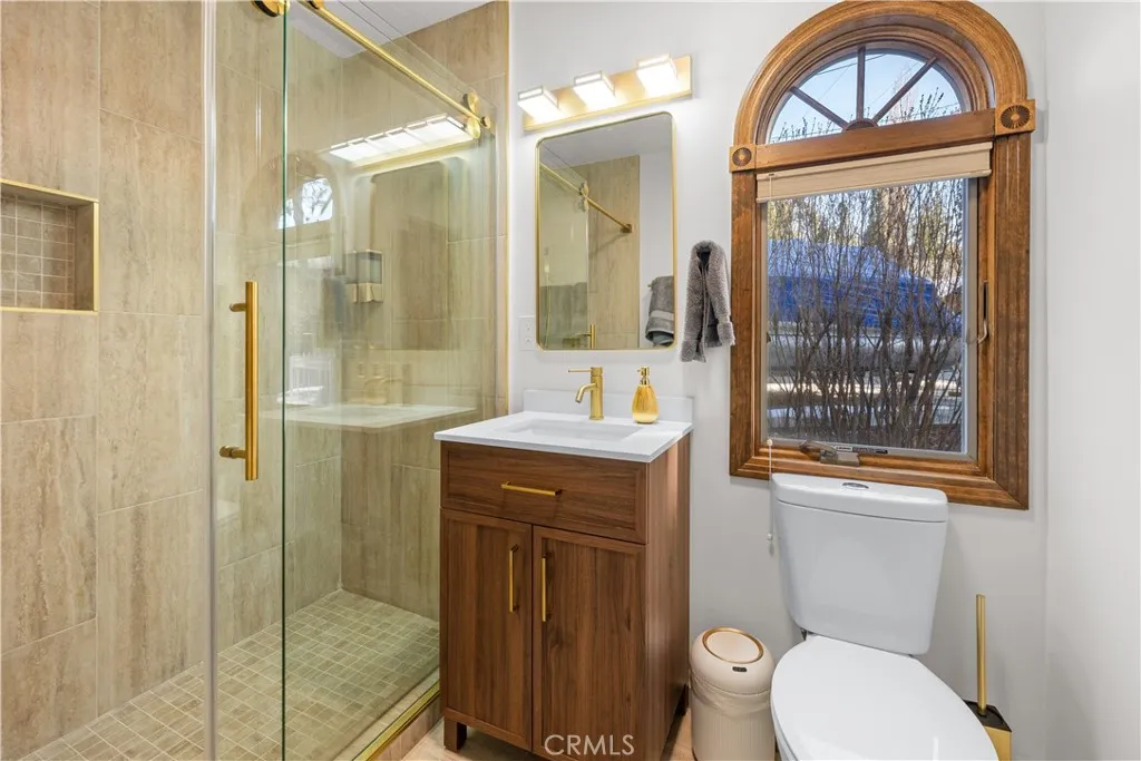 42554 Juniper Drive, Big Bear Lake, CA, 92315