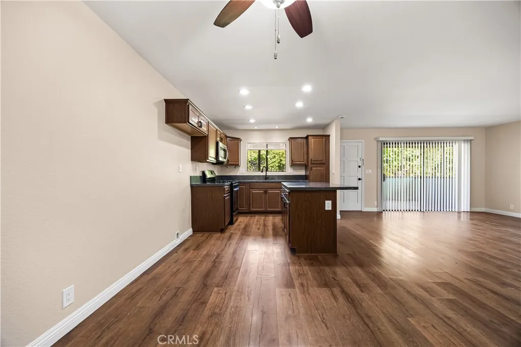 https://cdn.realtyfeed.com/cdn/127/306636964/06a5a5a62b57779cf4b4121f1999ae3a.webp