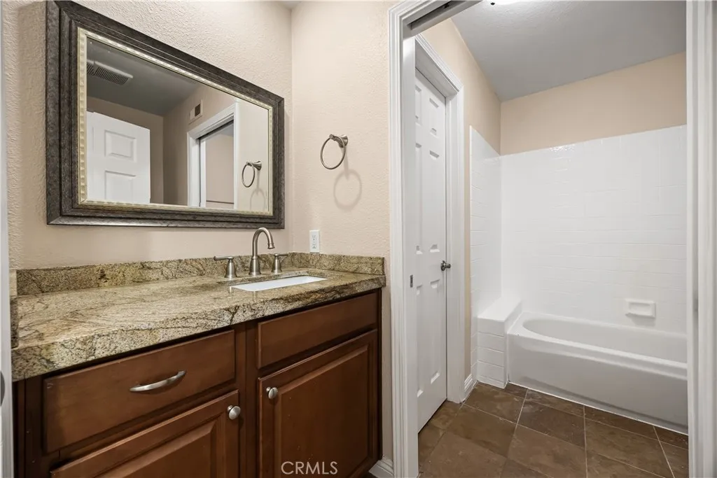 Photo #26: OC26026018 Listing: Photo #26