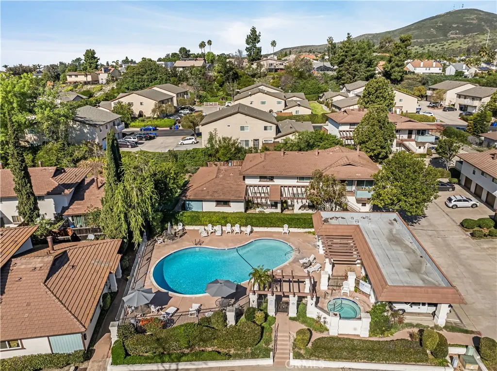 https://cdn.realtyfeed.com/cdn/127/306636964/258fc769487a6358eaf1ff00ebb9b2f9.webp
