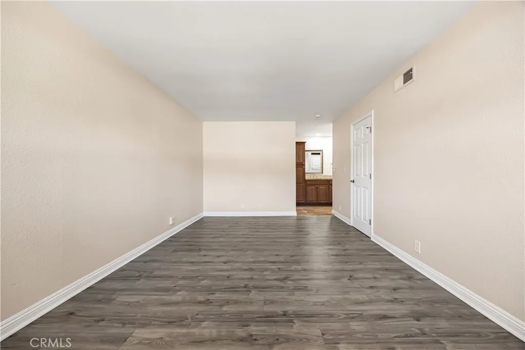 https://cdn.realtyfeed.com/cdn/127/306636964/8e983cedd21f1b63e27cb34bec8bc398.webp