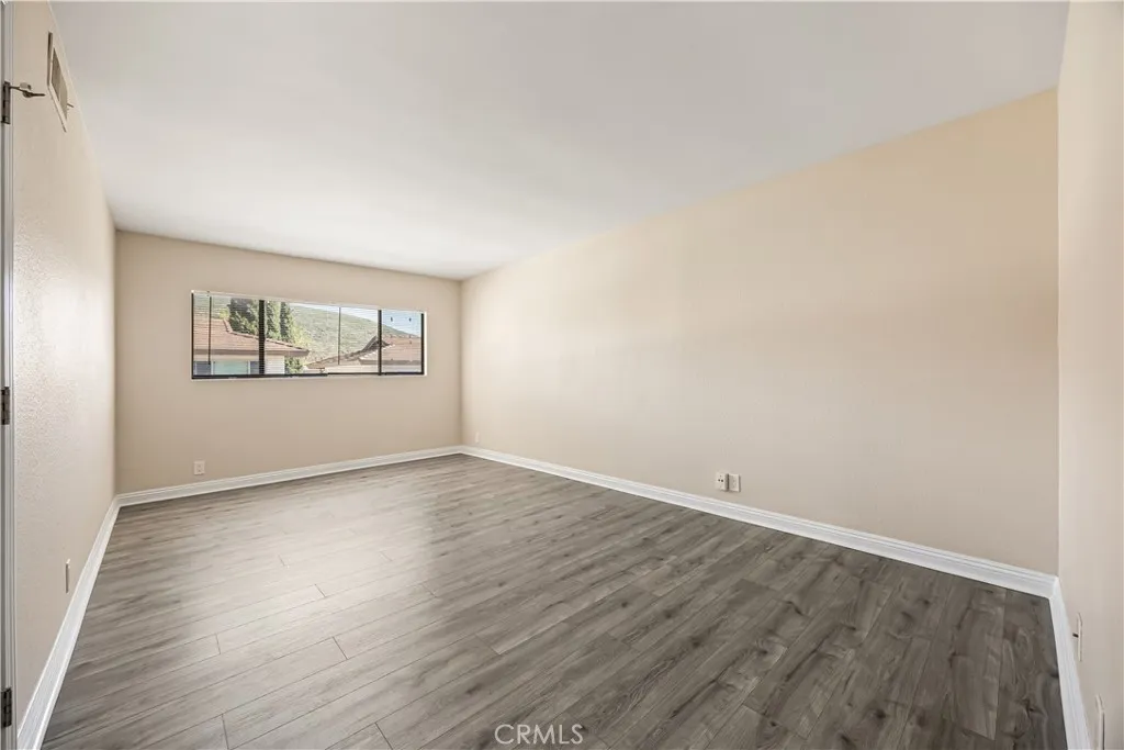 Photo #20: OC26026018 Listing: Photo #20