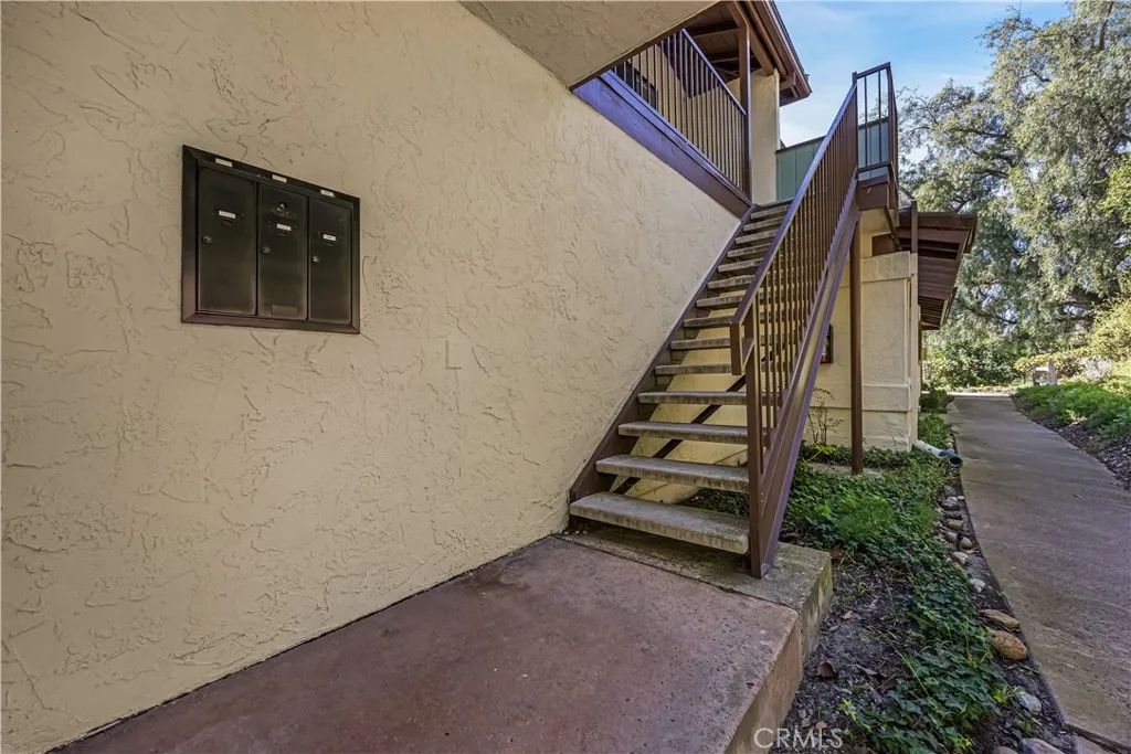 https://cdn.realtyfeed.com/cdn/127/306636964/da6aed4223bccc3779cac5065cdf98e8.webp