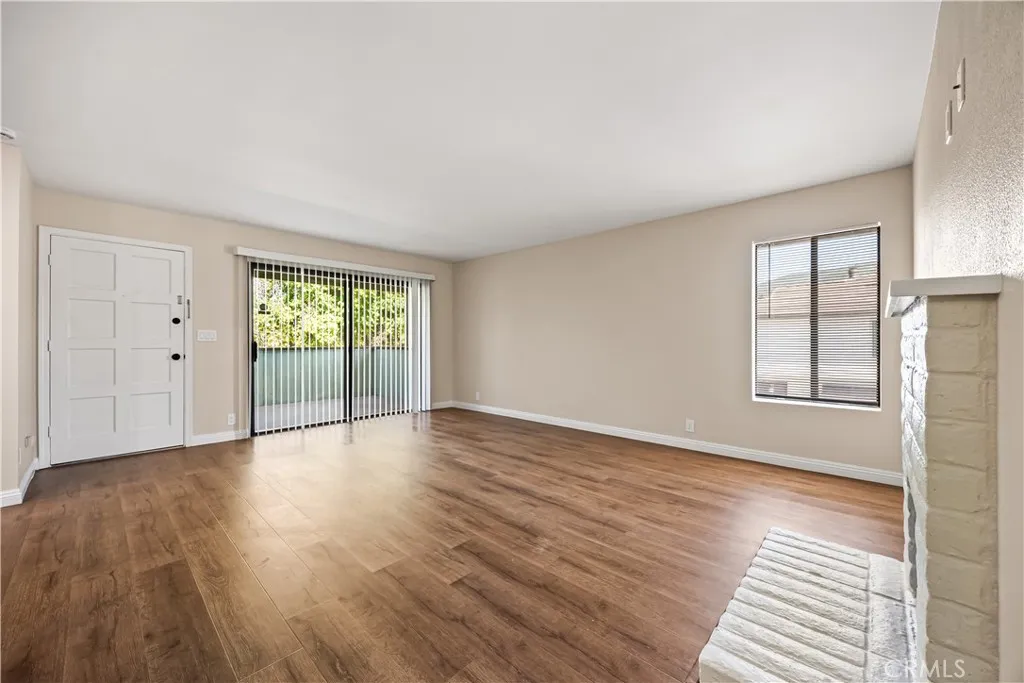 https://cdn.realtyfeed.com/cdn/127/306636964/e4ae119b5476a9a9a6f7dd57595896bf.webp