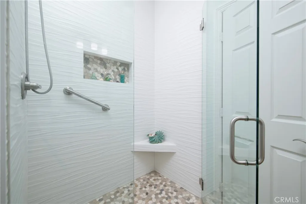 https://cdn.realtyfeed.com/cdn/127/306636969/14d7caaa3df3696a072911a42132ab66.webp