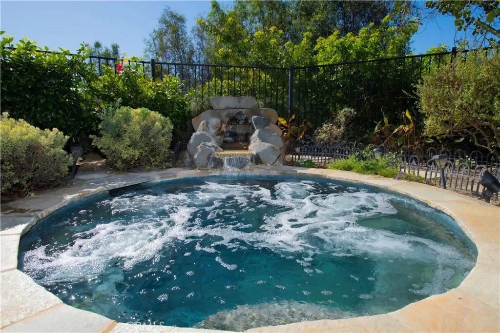 https://cdn.realtyfeed.com/cdn/127/306636969/9b0569d55c833a7e507d8cc678fb5b79.webp