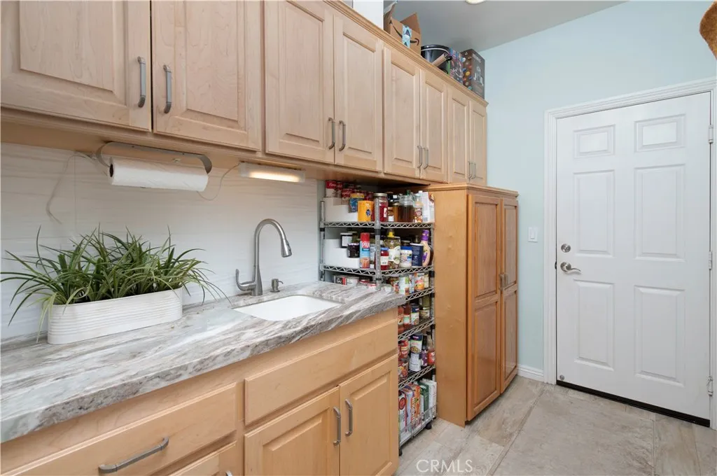 https://cdn.realtyfeed.com/cdn/127/306636969/c115d675881cfbc1f905df1edcead359.webp
