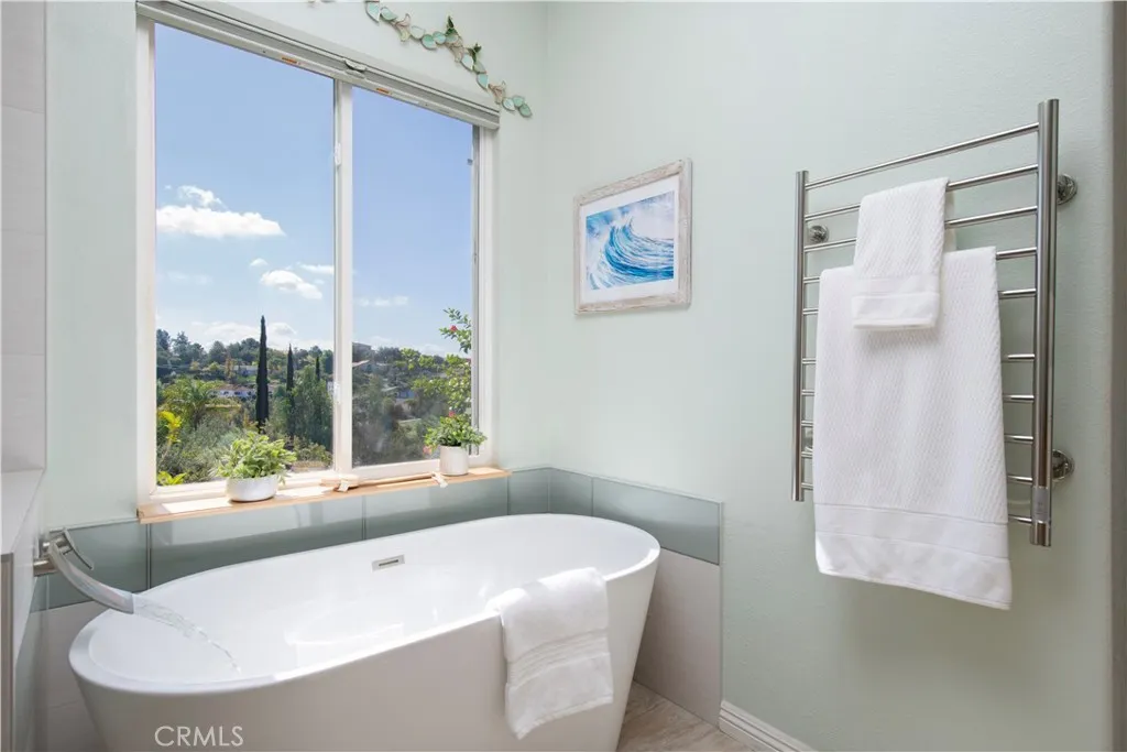 https://cdn.realtyfeed.com/cdn/127/306636969/ef1d27367fce82b495be1d037c958019.webp