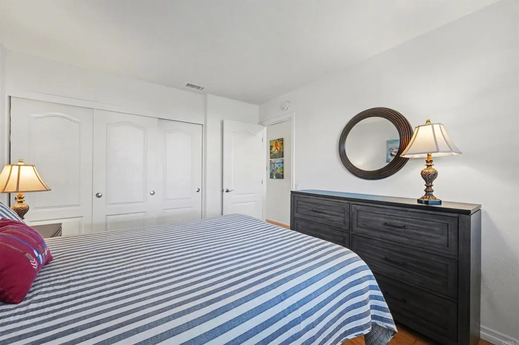 https://cdn.realtyfeed.com/cdn/127/306637013/26fb552160c7f5a13f515110fc407a16.webp