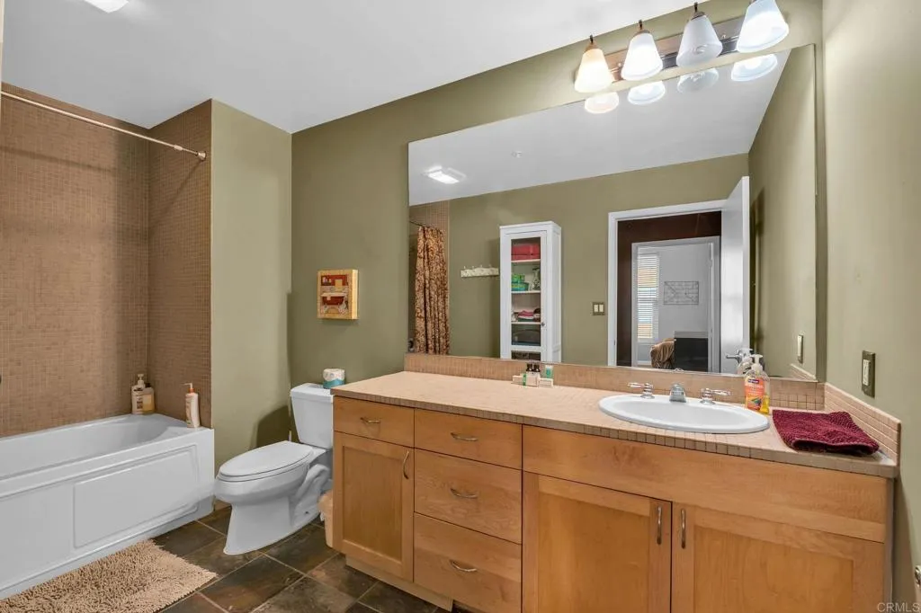 Photo #2: PTP2600927 Listing: Photo #2