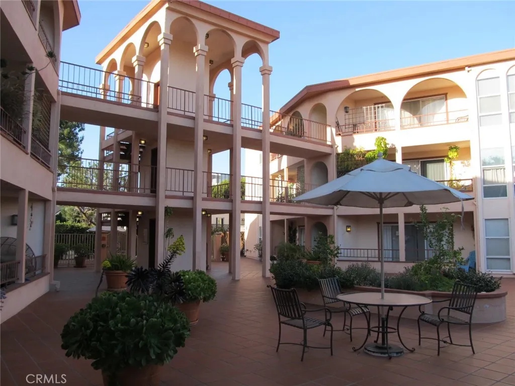 Santa Monica, CA 90405