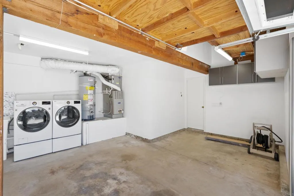 https://cdn.realtyfeed.com/cdn/127/306637064/49f7e064fcff87388c23721a8f39f9b5.webp