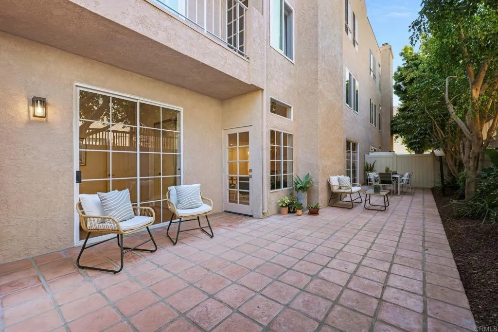 https://cdn.realtyfeed.com/cdn/127/306637107/1eab35e9fa577153237e3c0545b95726.webp