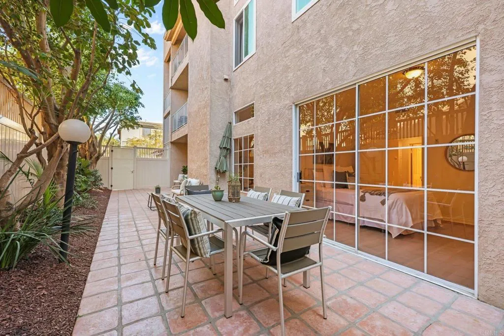 https://cdn.realtyfeed.com/cdn/127/306637107/77ba0f06f914e3df98054c724eb7178c.webp