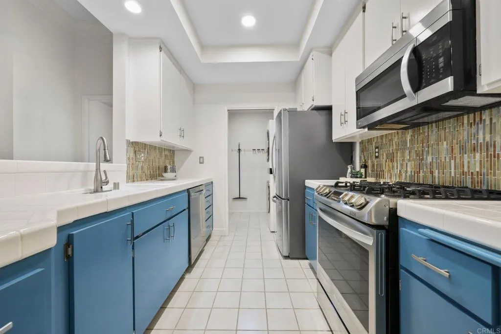https://cdn.realtyfeed.com/cdn/127/306637107/c1297dec89f6ec1c5d6394982605c4a1.webp