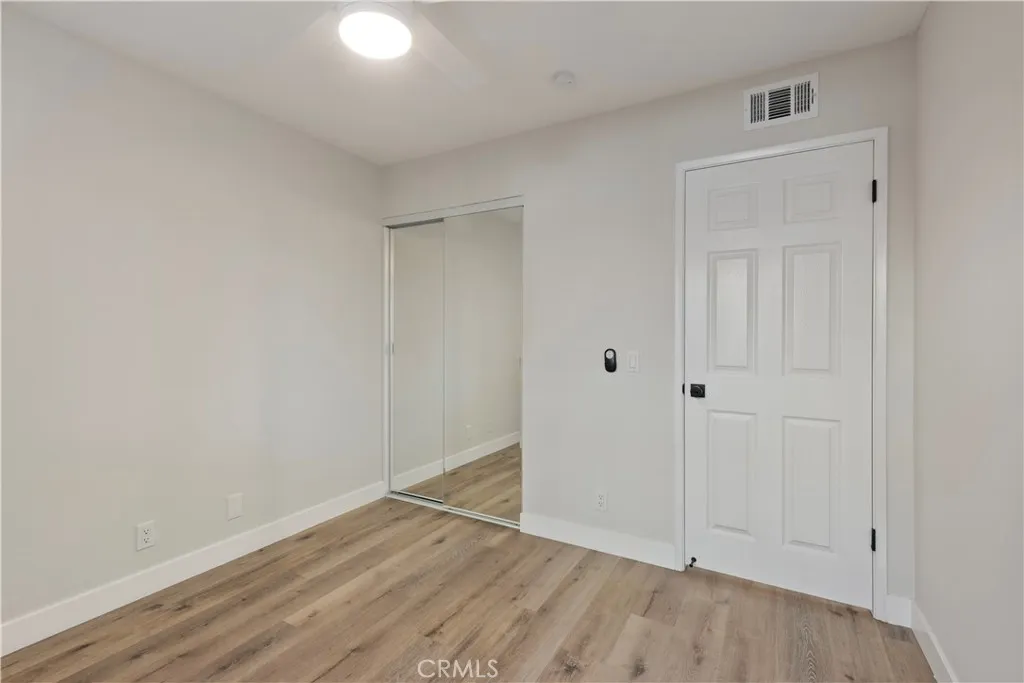 https://cdn.realtyfeed.com/cdn/127/306637175/446eca235e112895691fddc80d370730.webp