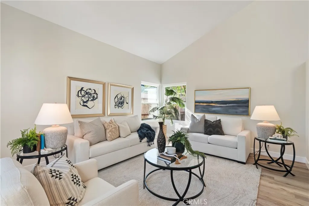 https://cdn.realtyfeed.com/cdn/127/306637175/6c48bd5691c345c83d083feb47c54ded.webp