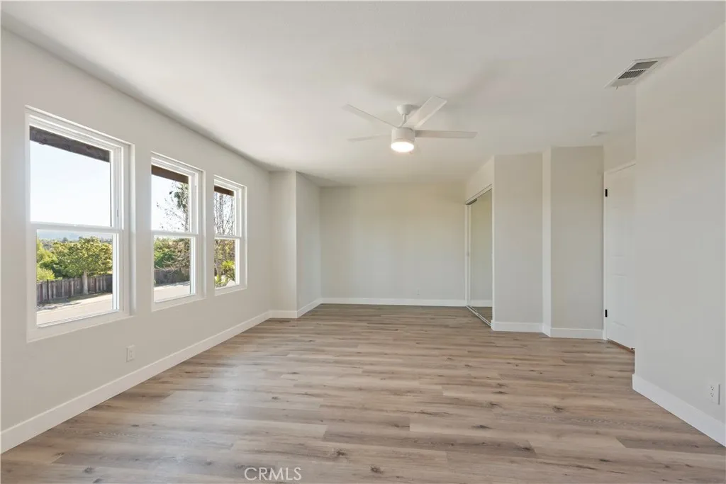 https://cdn.realtyfeed.com/cdn/127/306637175/7fc48c6e803249d49d881a44914ff88c.webp