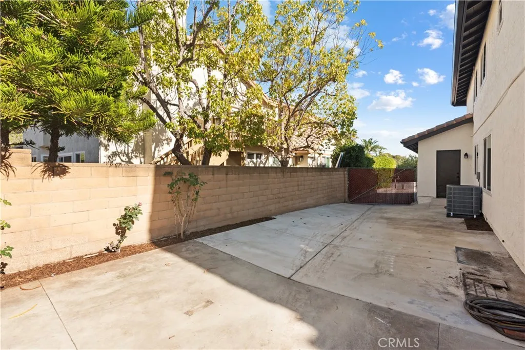 https://cdn.realtyfeed.com/cdn/127/306637175/90e1d168d1d87d531cd7786c70db2dc2.webp
