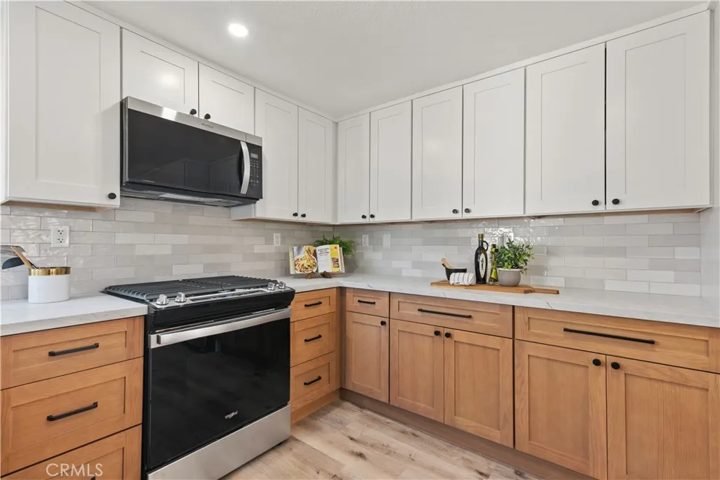 https://cdn.realtyfeed.com/cdn/127/306637175/a5bcfc3627f339d434285a2541bcae22.webp