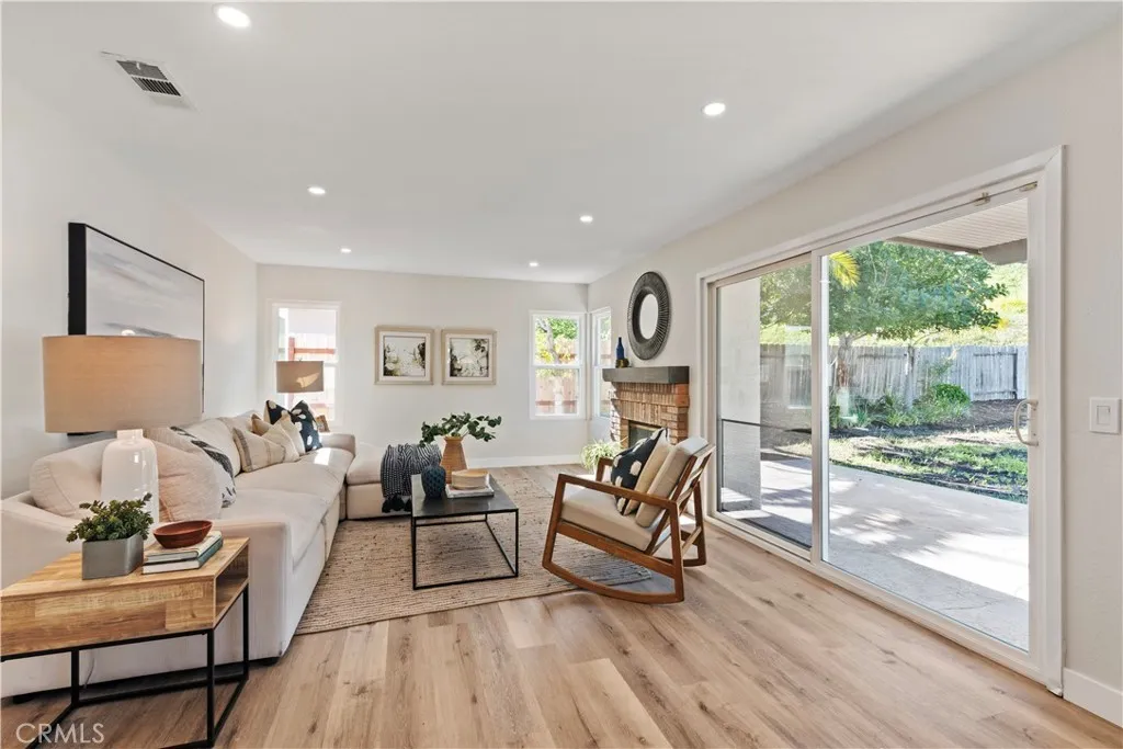 https://cdn.realtyfeed.com/cdn/127/306637175/d5444a265aec471bbf76e01d2af7a7f9.webp