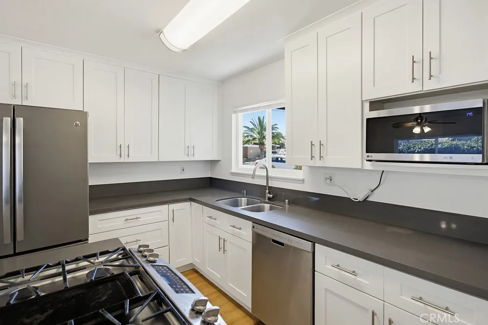 https://cdn.realtyfeed.com/cdn/127/306637187/51929cf8196f1732bf30ac856e68f488.webp