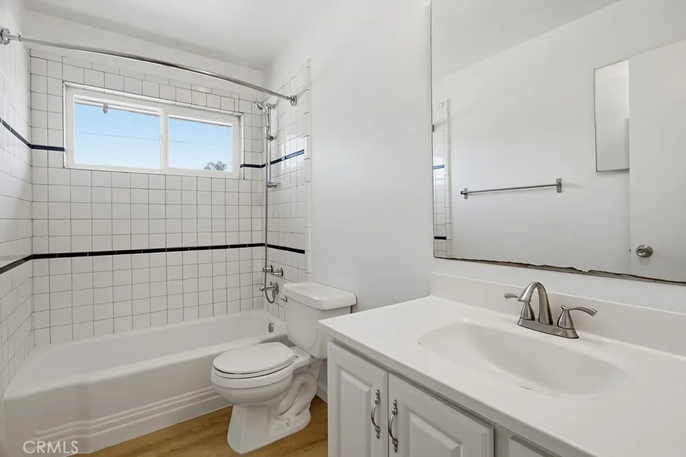 https://cdn.realtyfeed.com/cdn/127/306637187/599b81141239b746182b0f51283d30bd.webp