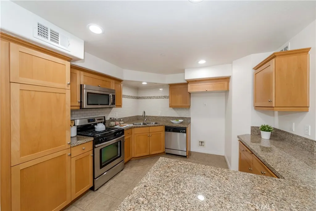 1401 Lomita Boulevard Unit 211, Harbor City, CA 90710 - Photo 3 of 41, Harbor City, CA