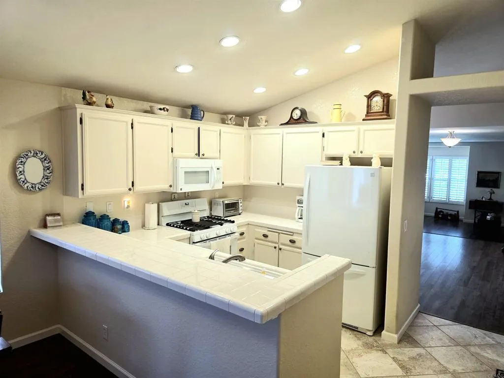 2205 Terracewood Lane, Escondido, CA, 92026