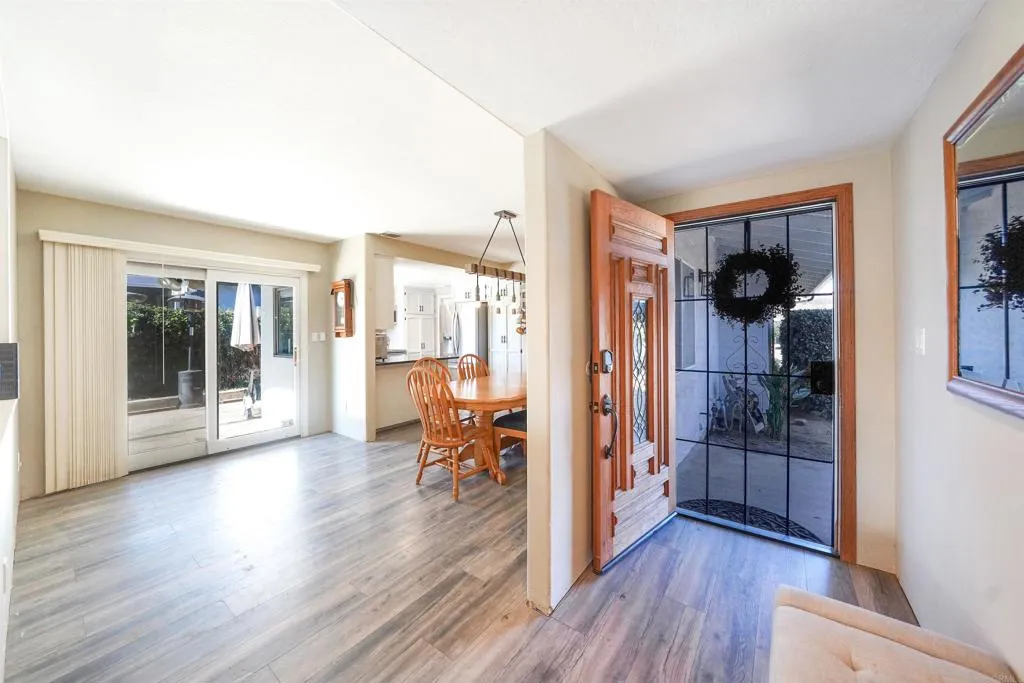 https://cdn.realtyfeed.com/cdn/127/306637264/57a262055afb98f0c59ffd60b439910b.webp