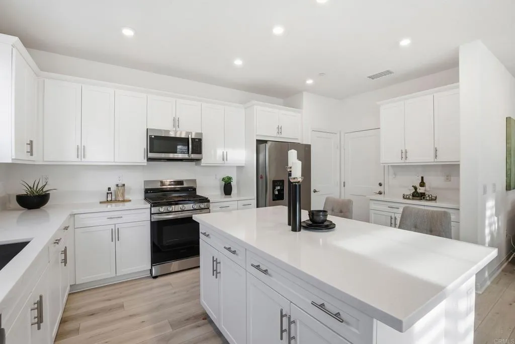 Photo #14: NDP2601200 Listing: Photo #14