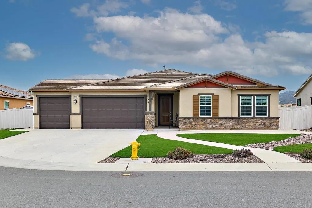 https://cdn.realtyfeed.com/cdn/127/306637303/bb5c879f7178c453a99d998ae3b3af52.webp