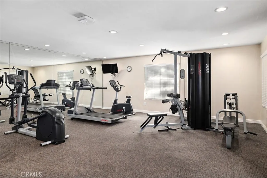 https://cdn.realtyfeed.com/cdn/127/306637309/39d0da238a75d0b6550cc92e2ce0ae7b.webp
