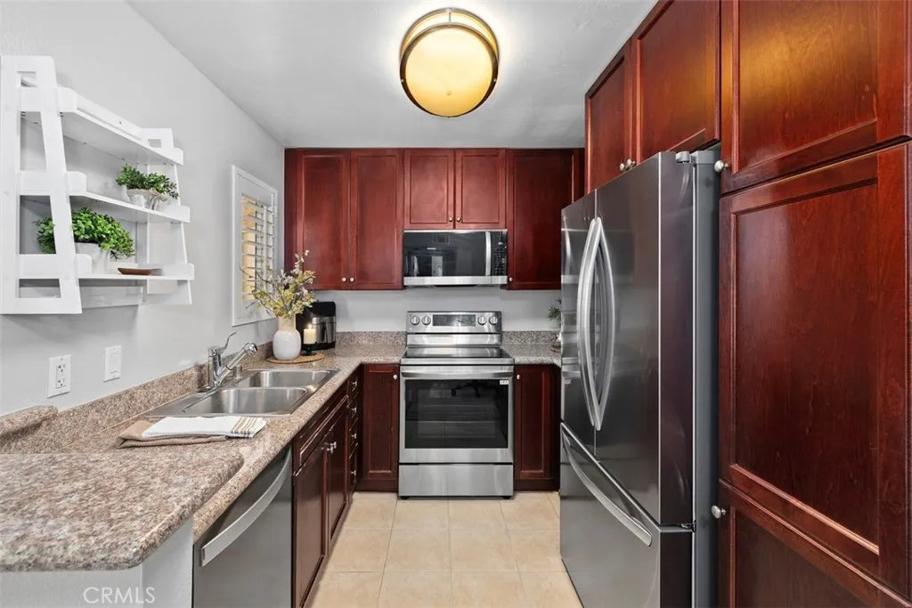 https://cdn.realtyfeed.com/cdn/127/306637309/7fadc9e662a280e7010a6264227ae68b.webp