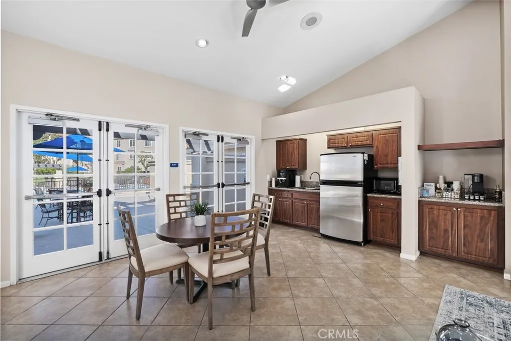 https://cdn.realtyfeed.com/cdn/127/306637309/94f3e0cd66f6197ac6c404e299c09984.webp