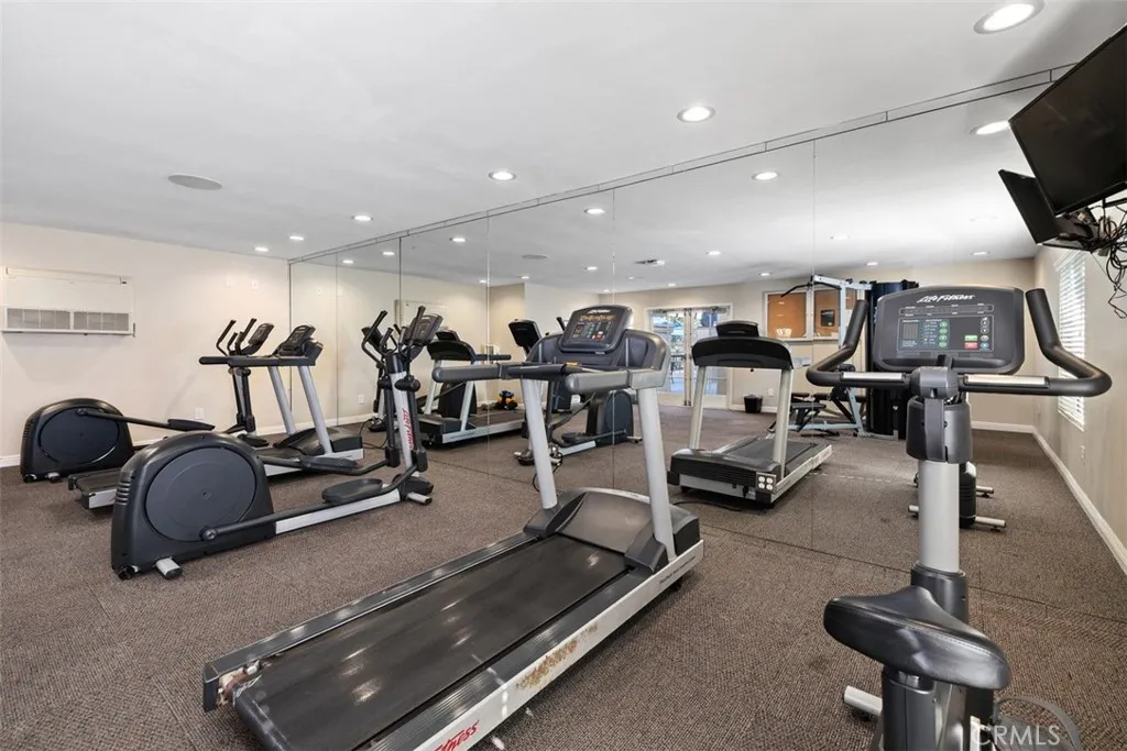 https://cdn.realtyfeed.com/cdn/127/306637309/c3ee25ae3af83e6ebbe3ed667a34c62d.webp