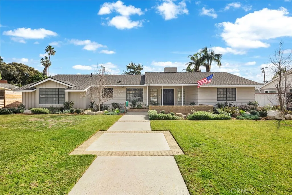 North Tustin, CA 92705