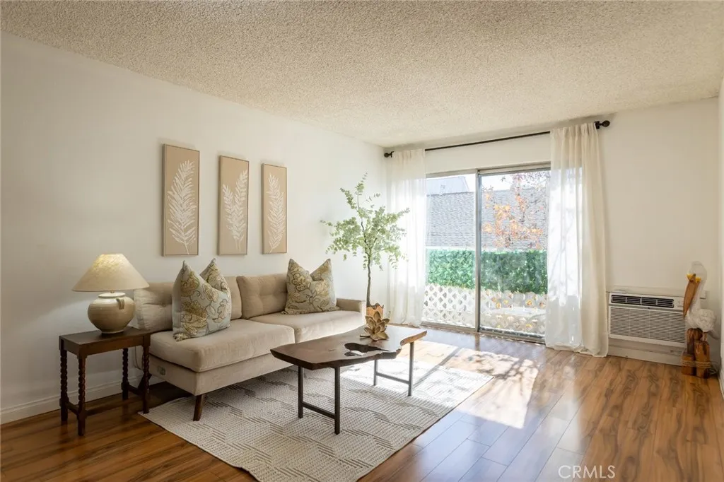 Long Beach, CA 90807
