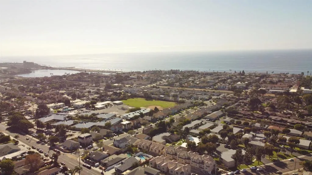 719 Magnolia Avenue, Carlsbad, CA, 92008