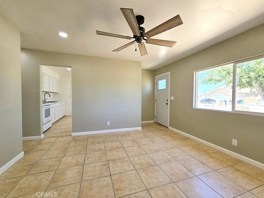 917 S Yorktown, Ridgecrest, CA 93555 - Photo 3 of 15, Ridgecrest, CA
