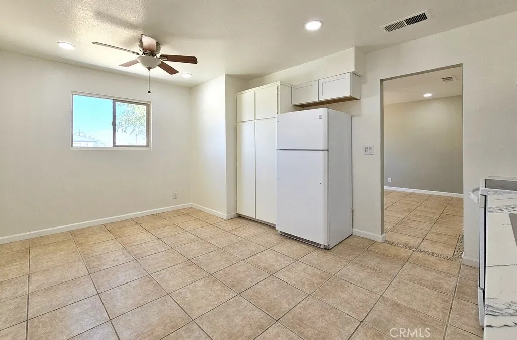 917 S Yorktown, Ridgecrest, CA 93555 - Photo 5 of 15, Ridgecrest, CA